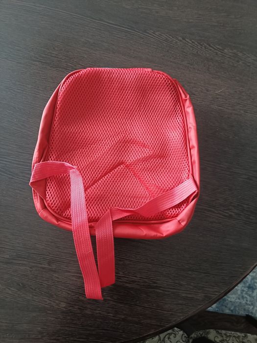 Продам рюкзак (детский)