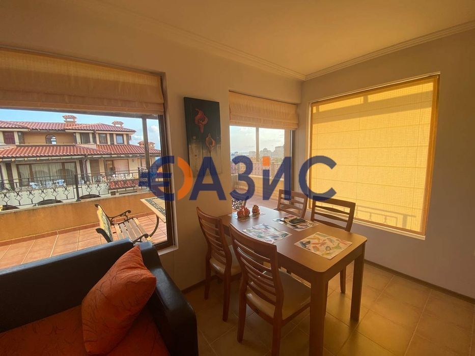 Продава се Двустаен апартамент в Свети Влас - 115 кв.м за 537 €/кв.м - Снимка #4