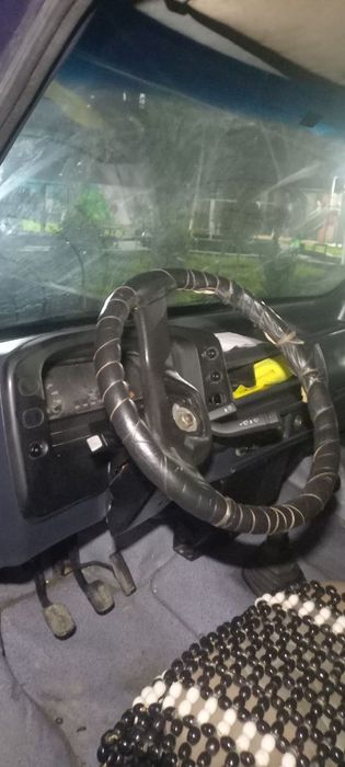 Ford 1994 йил.          ..