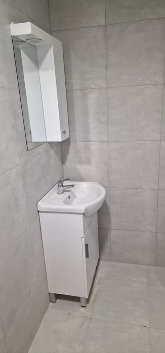 Отдава се студио(стая) под наем