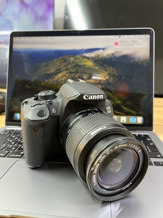 Фотоаппарат Canon EOS 700D