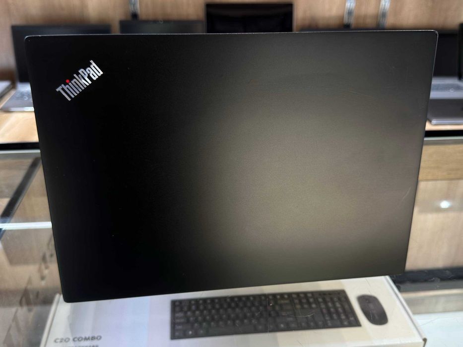 Lenovo ThinkPad E14 Core i7-10510U ram 8 ssd 256
