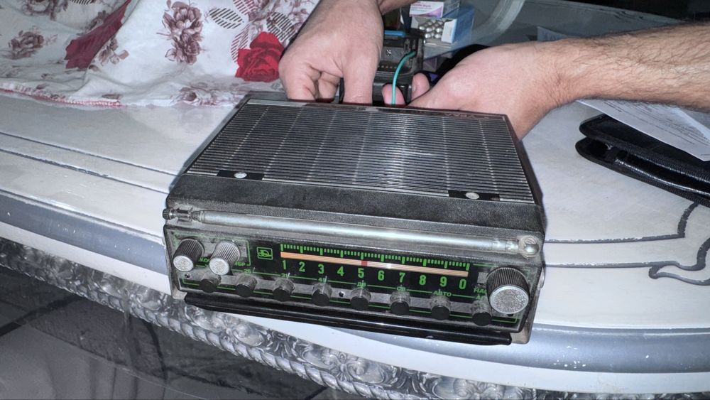 Радиоприемник урал 2, москвич 412