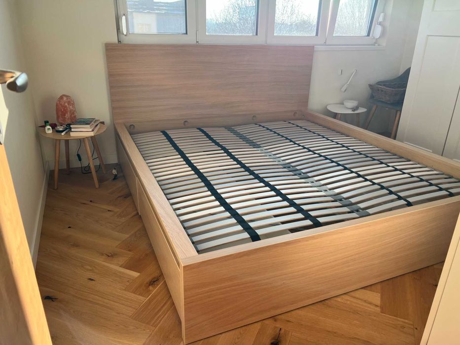 Високо легло Ikea Malm с 4 кутии и подматрачна рамка Lonset 196x209 см