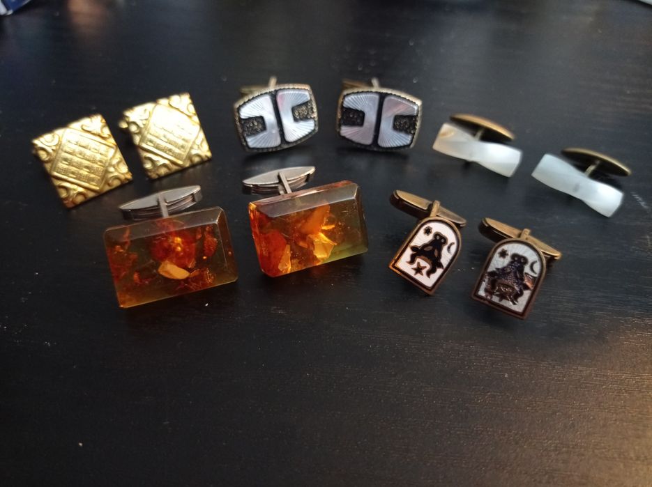 Lot 3 perechi butoni vechi