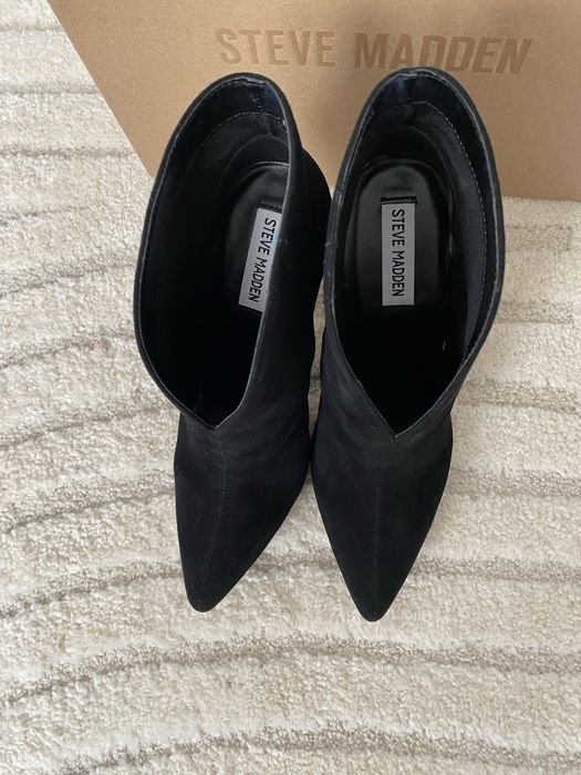 Botine din piele intoarsa