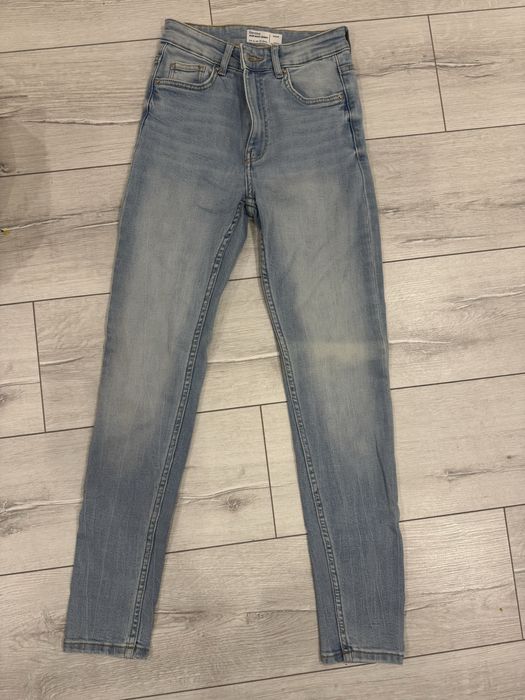 Дънки с висока талия