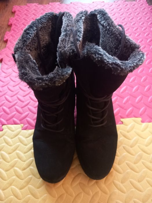 Дамски зимни боти