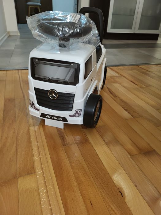 Камионче за бутане Mercedes-Benz