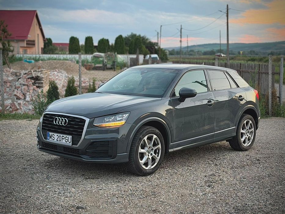 Vând Audi Q2 1.4 benz automat