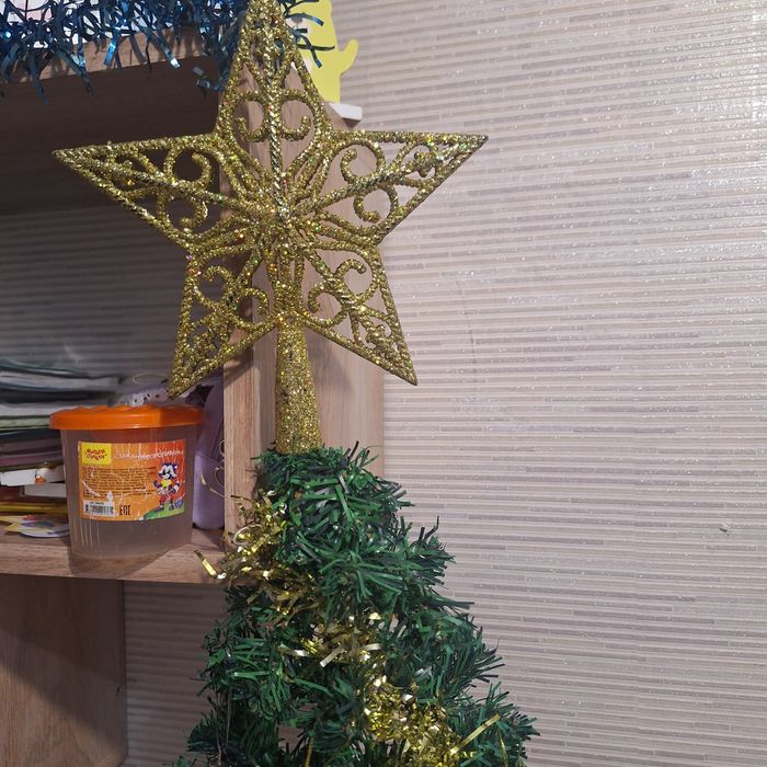 Продам ёлку 90 см