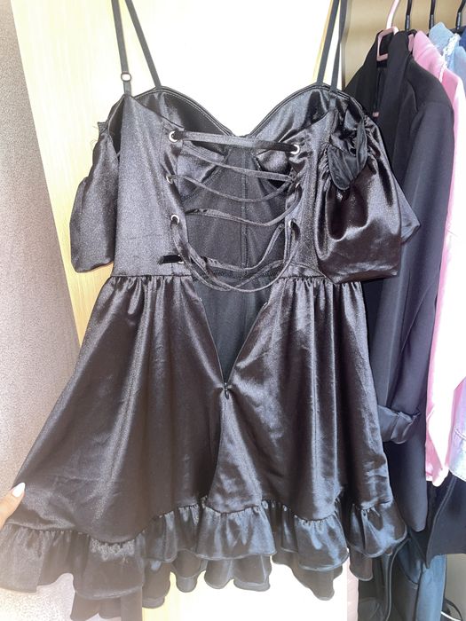 Рокля елегантна