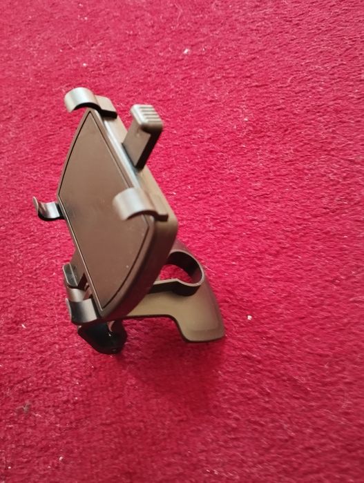 Telefon tutqichi mashina uchun