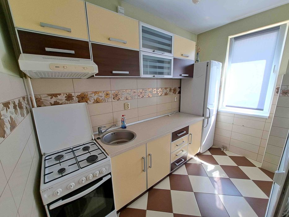 Inchiriez apartament 3 camere, Tudor, Tg. Mures — fotografia 3