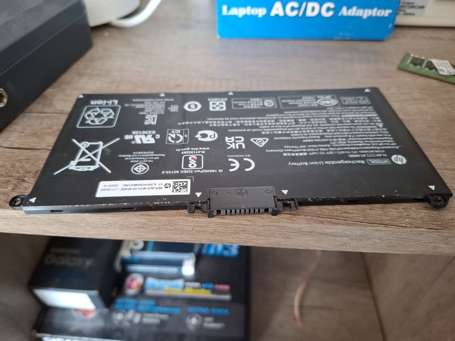 Оригинална батерия HP HT03XL (L11119-855)