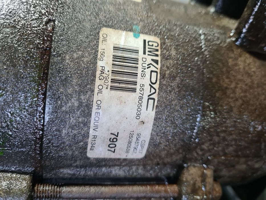 Compresor clima Opel Antara Facelift 2.2 D 2010 - 2015 184CP Z22D1 (768) Diesel 557805030