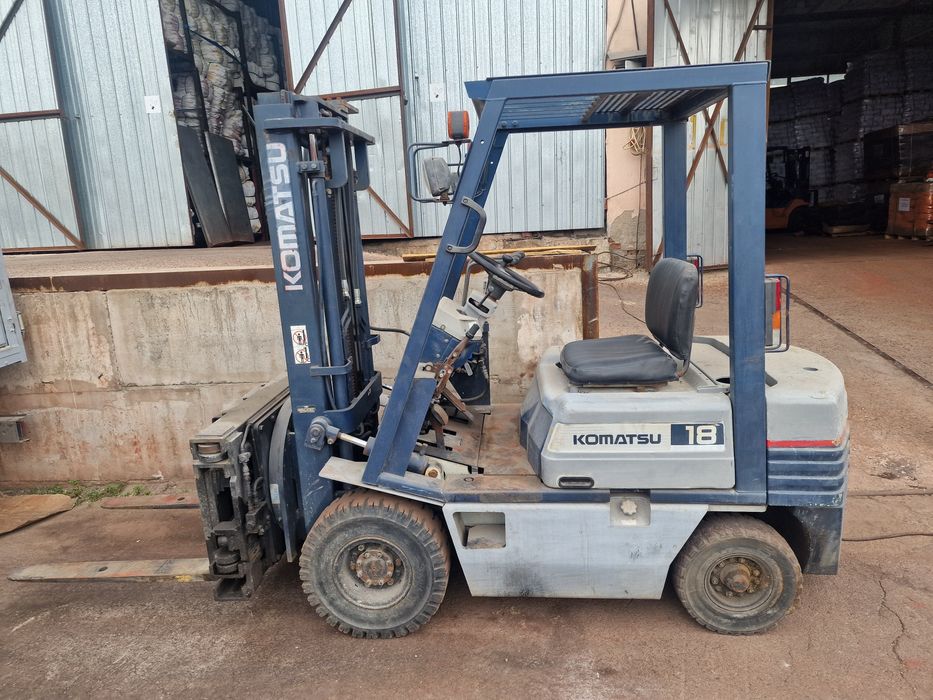 Вилочный погрузчик