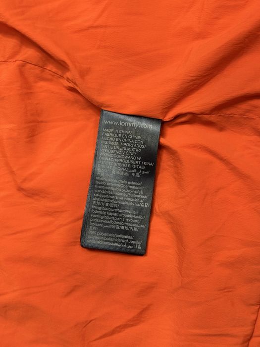 Дамско зимно яке Tommy Hilfiger — размер М, отлично състояние