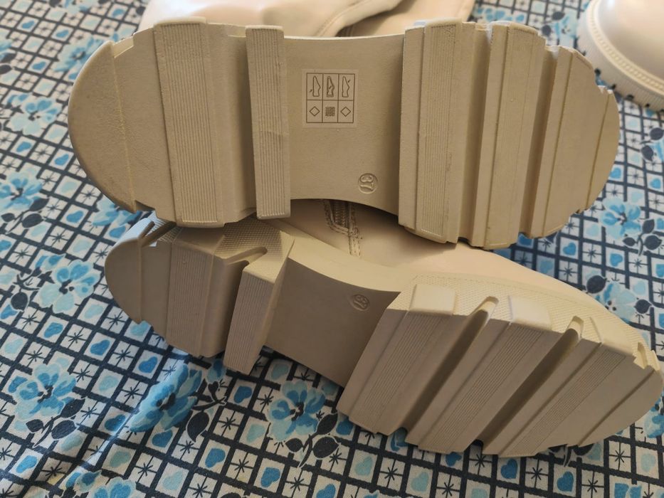 Cizme lungi peste genunchi 37