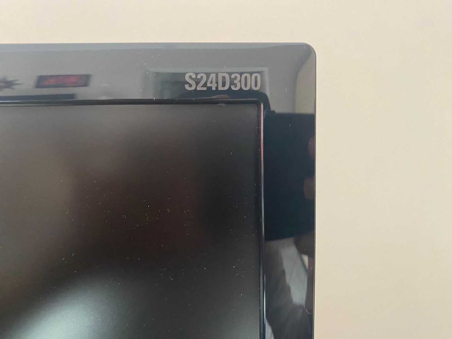 Монитор Samsung 24" S24D300H 60 Hz, 1920x1080