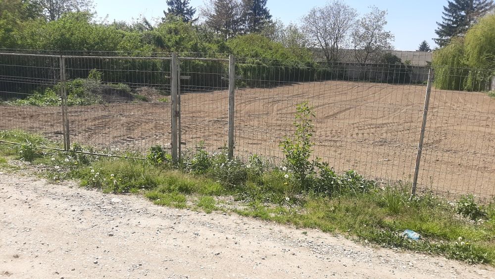 Teren Intravilan Lilieci