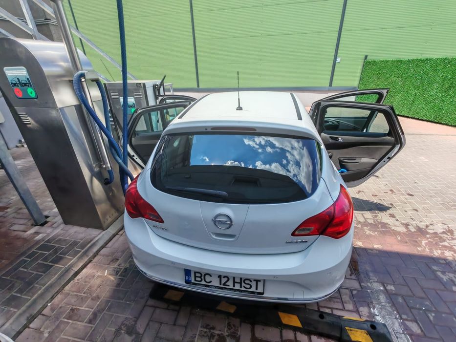 OPEL Astra 2014 — imagine 5