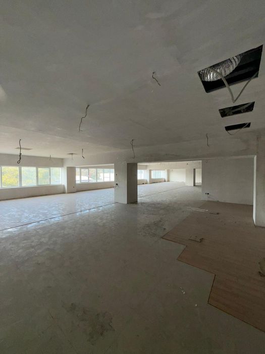 De inchiriat Hala industriala cu spatii de birouri Slobozia Abator