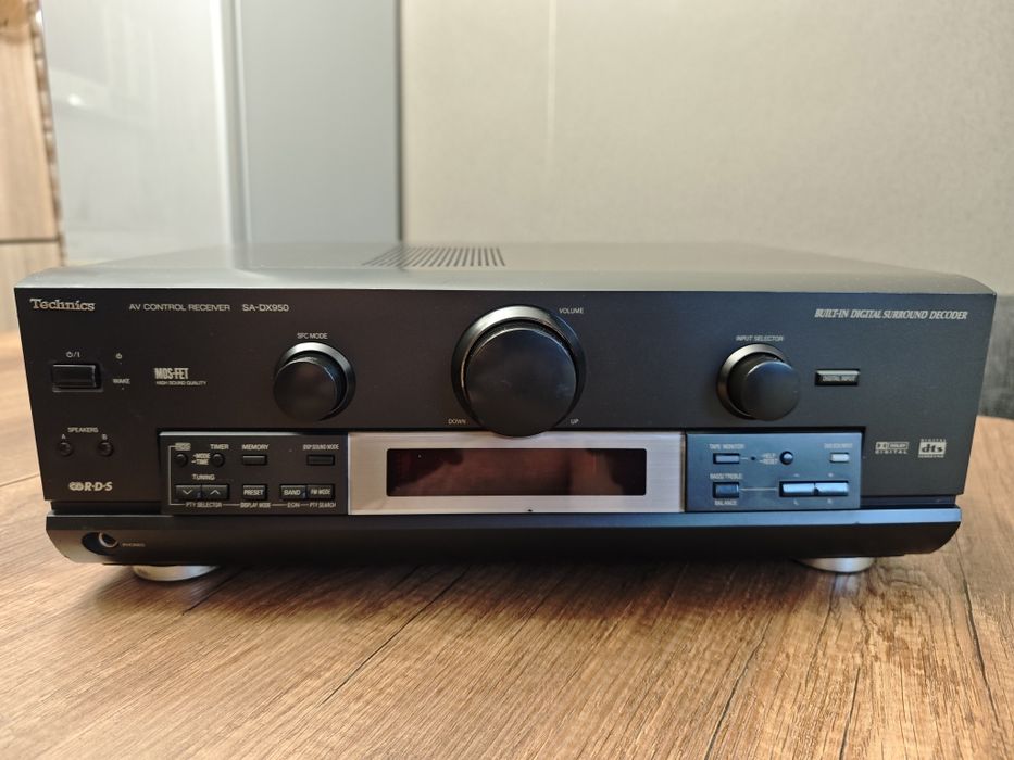 Ресивър Technics sa-dx950