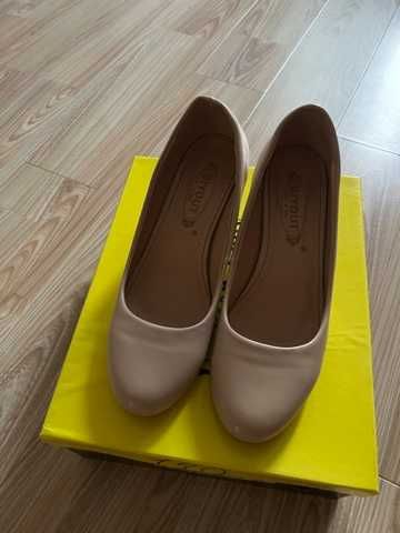 Туфли подростковые, на девочку, НЕДОРОГО!