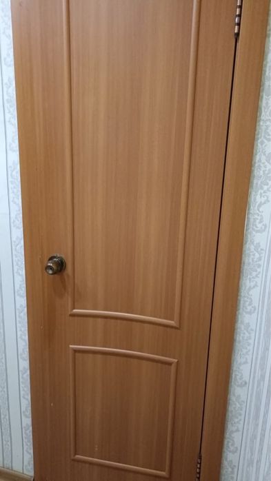 Продам двери б/у