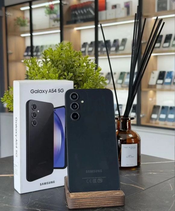 Продам Samsung A54 в идеале свет чёрный