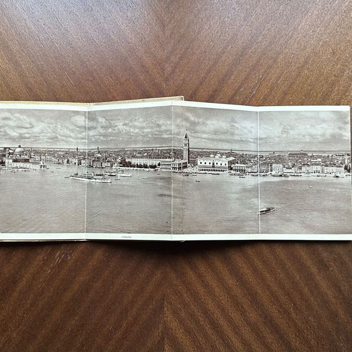 Антикварен албум със снимки Венеция - 50 изгледа, 1930 г.