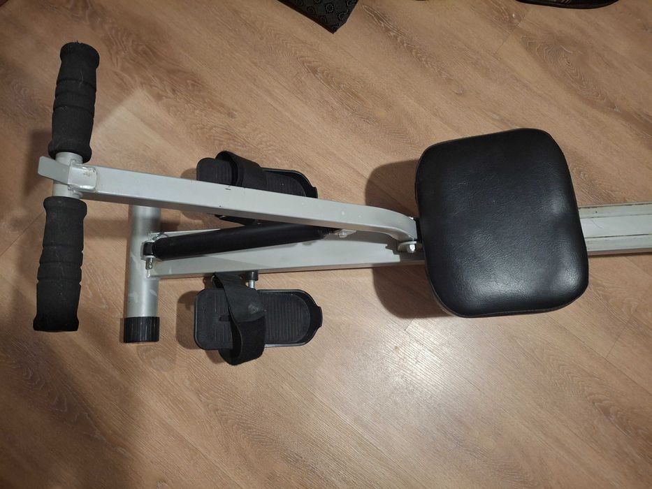 Продавам педален уред за упражнения (Без дисплей)