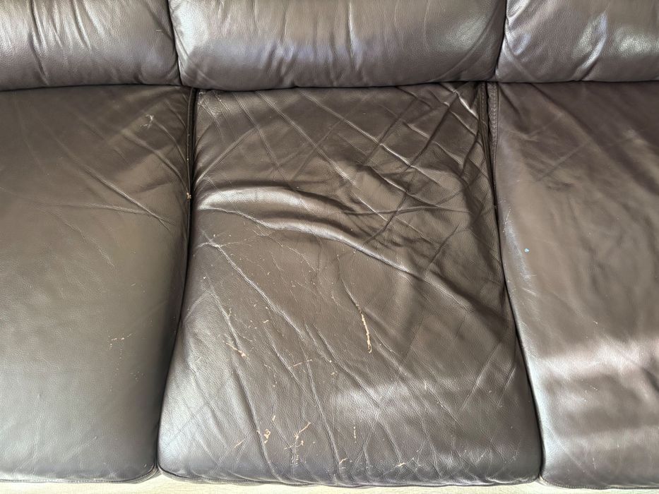 Кожен диван тройка