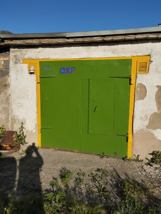 Продам гараж в 30 мкр