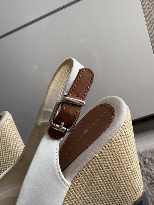 Tommy Hilfiger , сандали на платформа