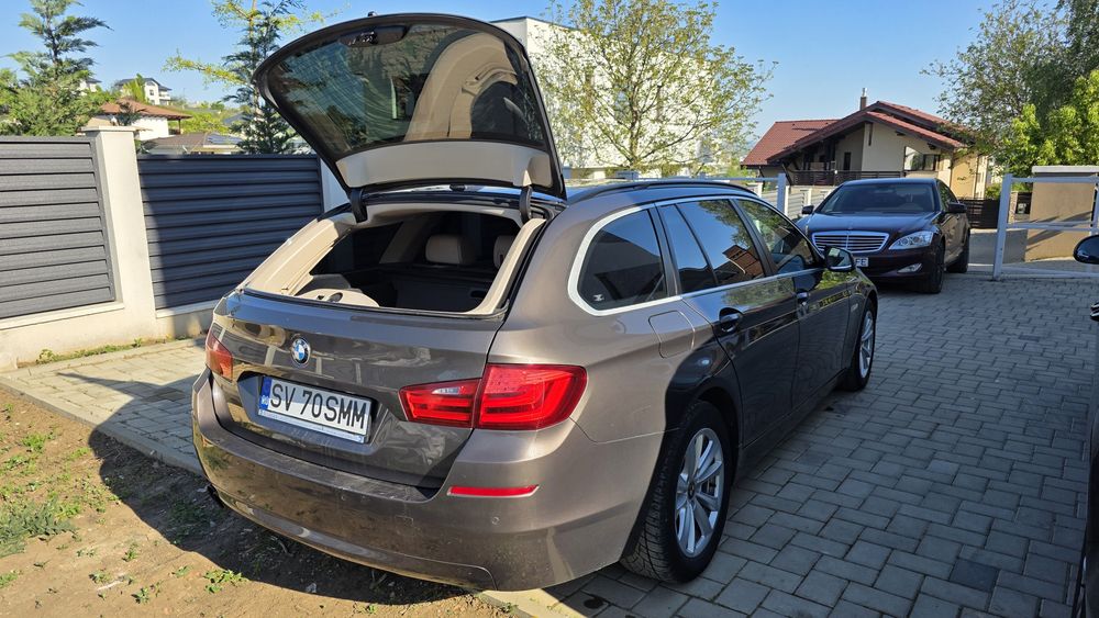 BMW  520D  F11 .