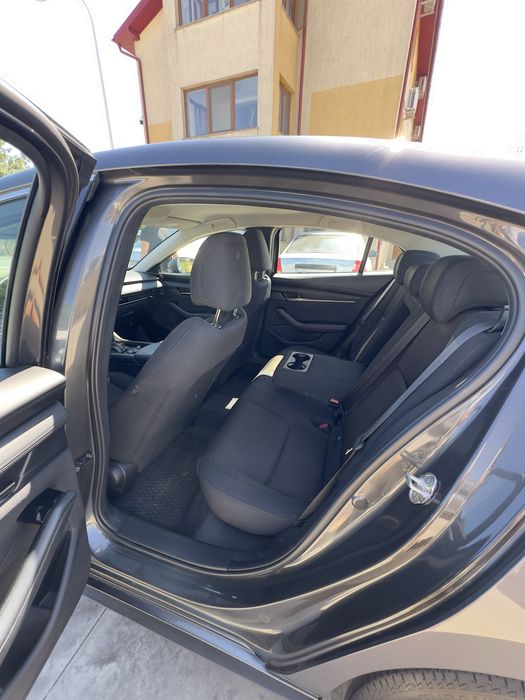Mazda 3 e-SkyActiv G150 Urgent ‼️