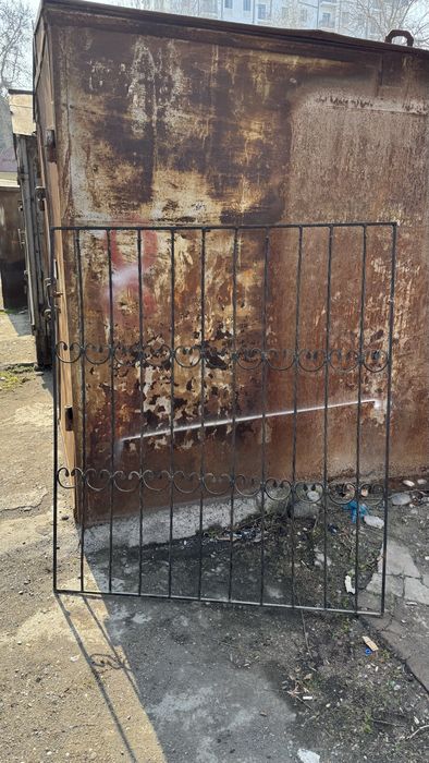 Продаётся металлический решётка бу