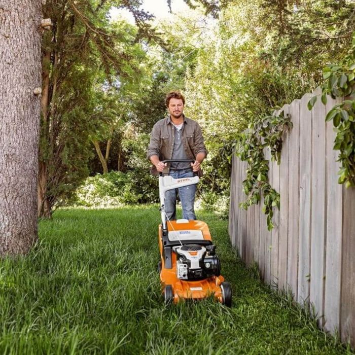 Бензиновая газонокосилка STIHL RM 448