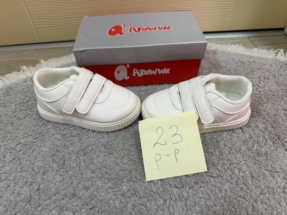 Детски обувки за момиче