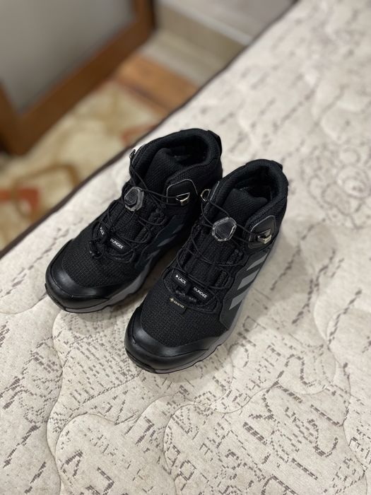 Adidas TERREX дедски обувки 31 номер