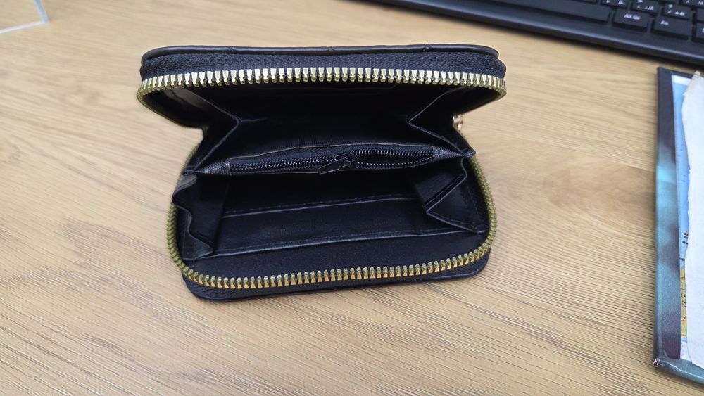 Ново дамско Портмоне