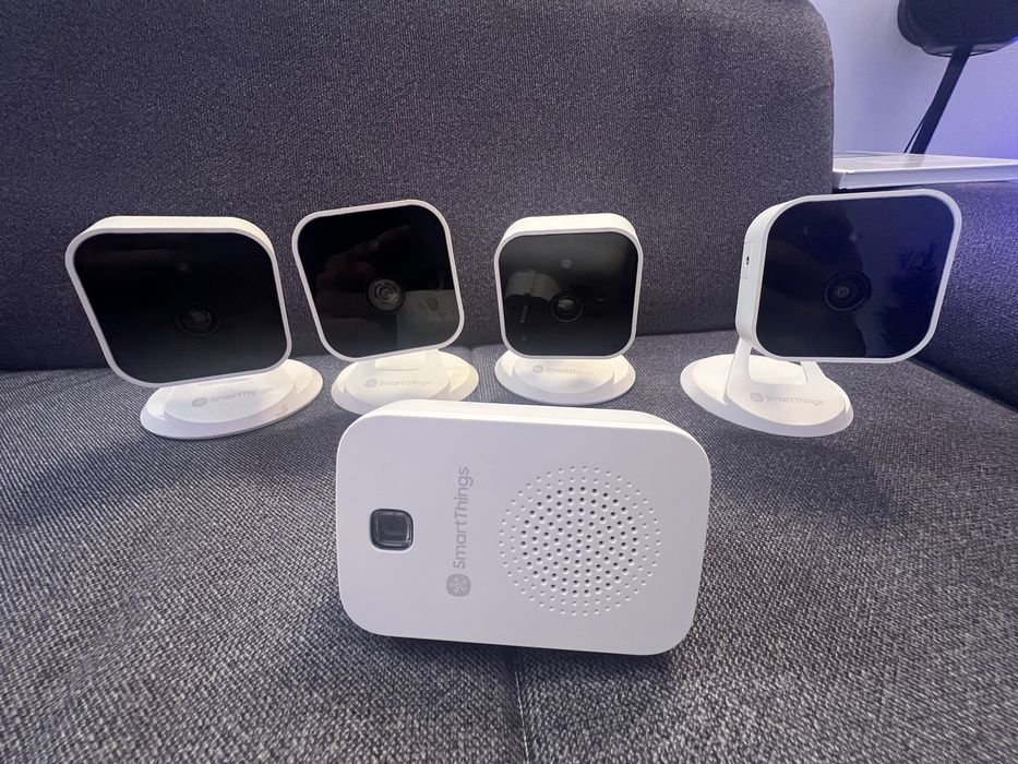 SmartThings Sirena si Smart Things Camere
