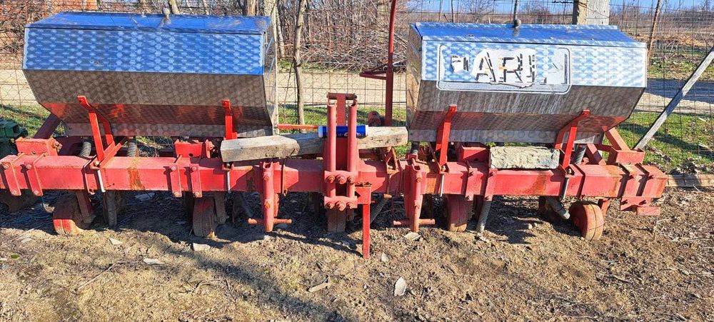 Prasitoare cu fertilizare, stare foarte buna