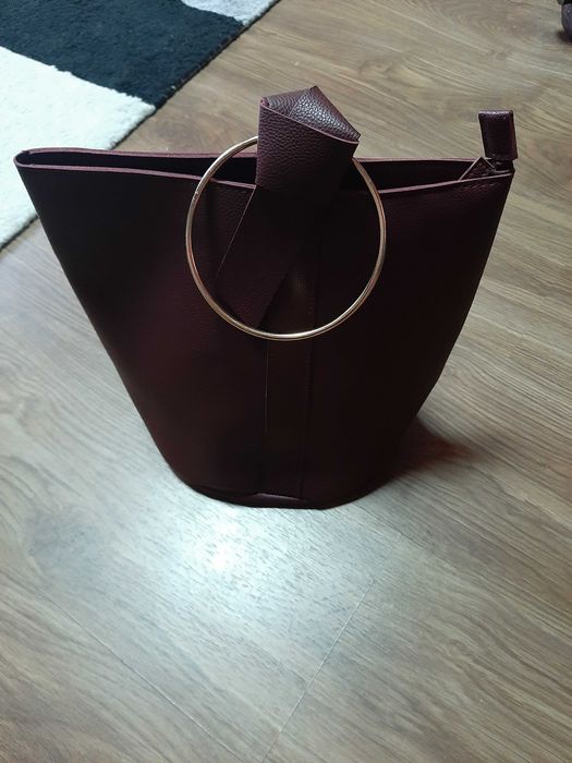 Дамска чанта 27см×25см×19см. Еко кожа от avon