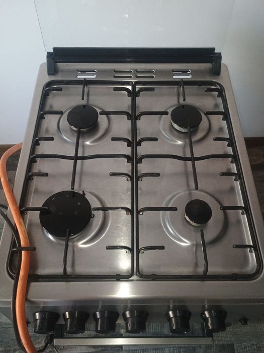 Aragaz Beko Gaz , 4 arzatoare, aprindere electrica