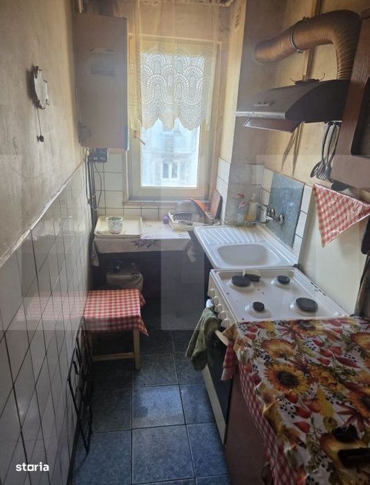 Apartament cu 2 camere,intr-un bloc izolat recent,zona Ciucului