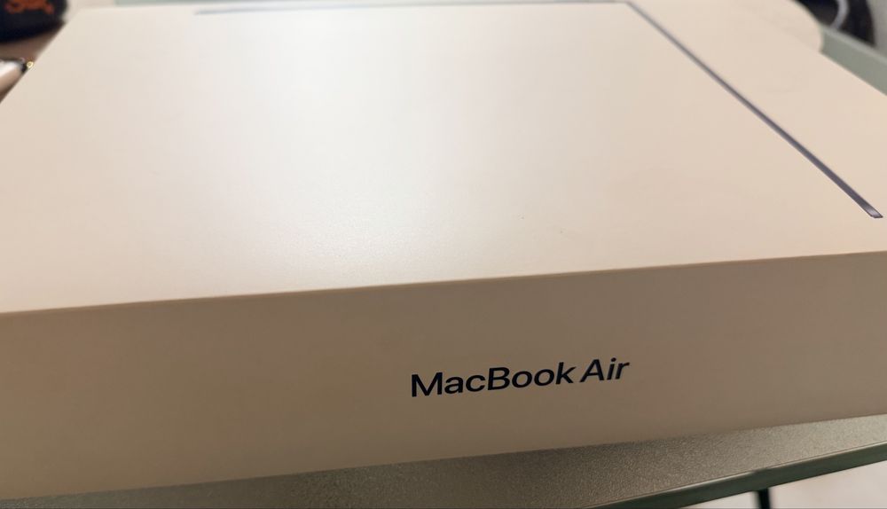 MacBook Air M2 (2022) | 16GB RAM | 512GB SSD | Stare impecabilă