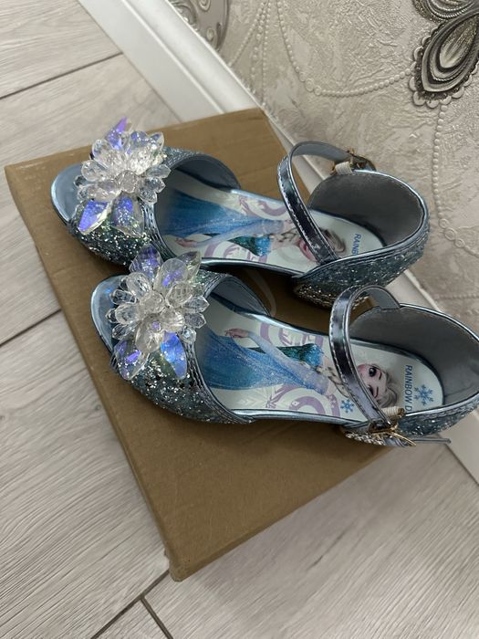 Туфли для девочки